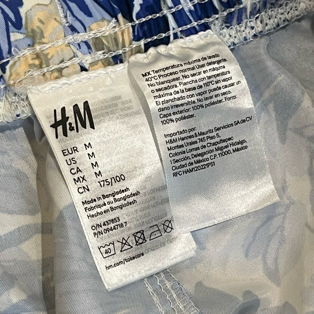 H&M Men’s Patterned Swim Shorts - Picture 7 of 8